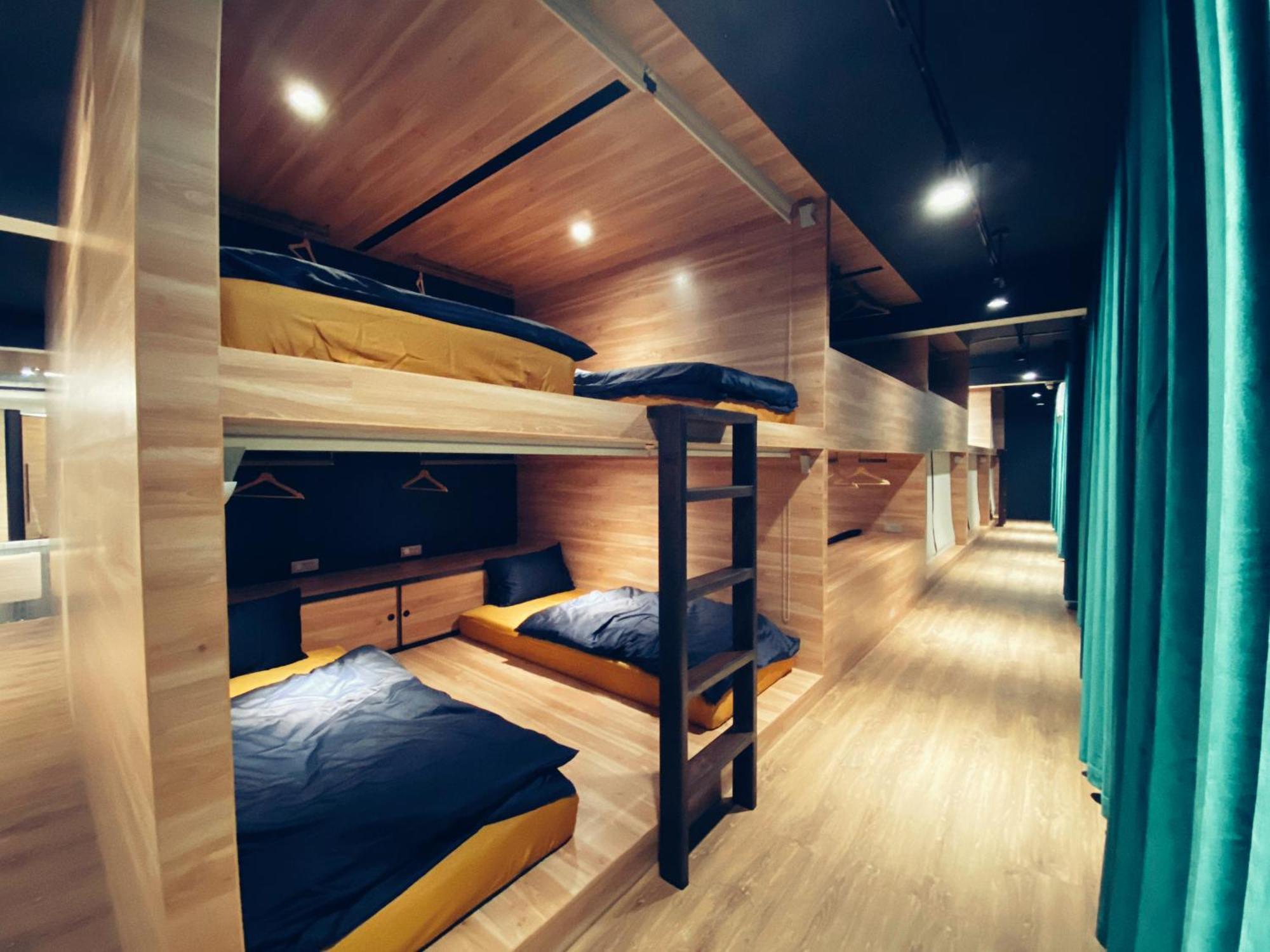Perbed Hostel-Taichung Station Dış mekan fotoğraf