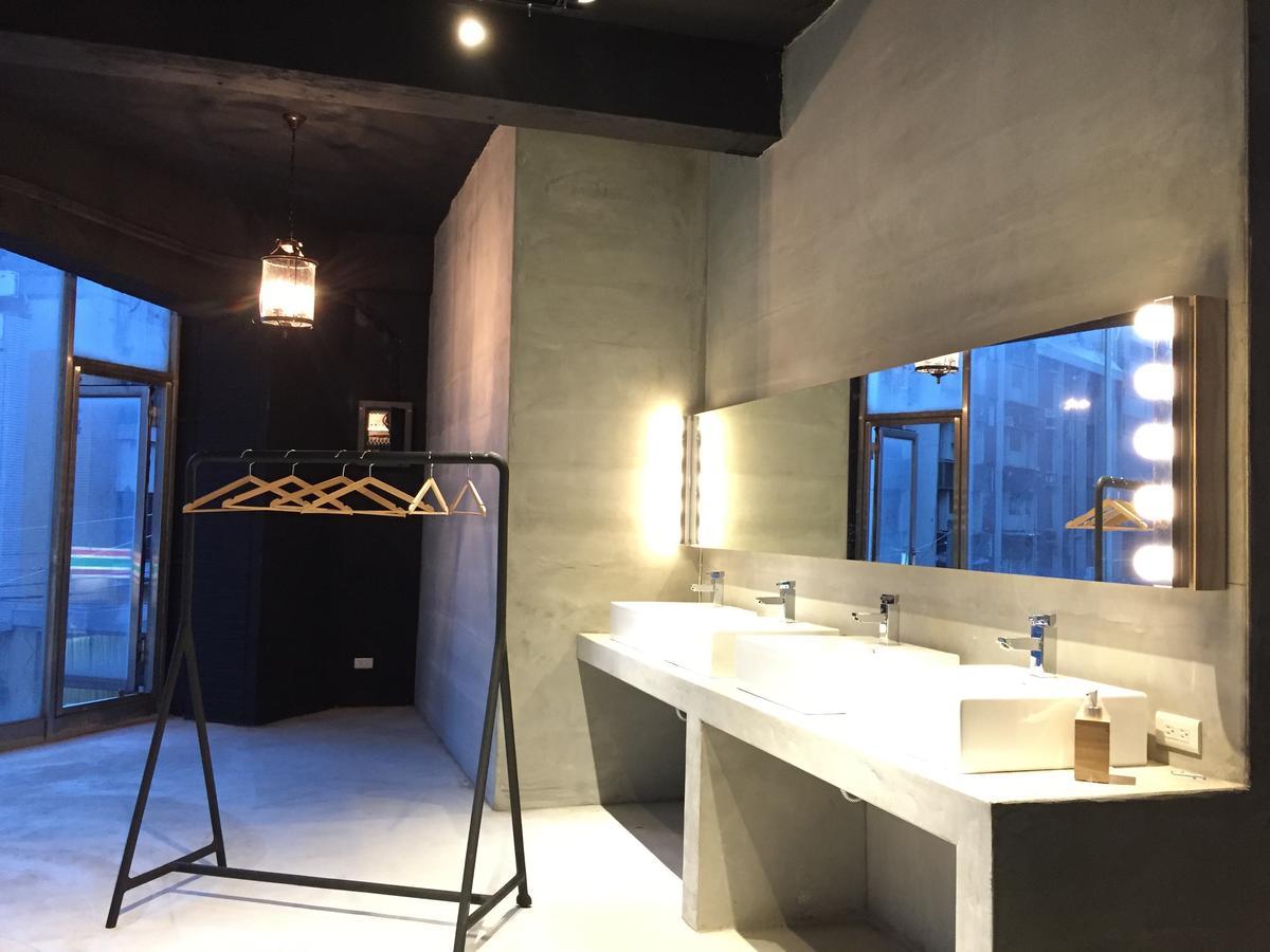 Perbed Hostel-Taichung Station Dış mekan fotoğraf